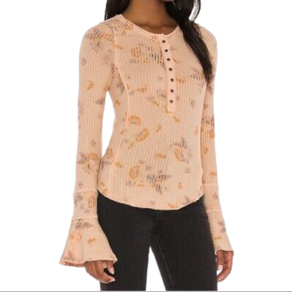 Free People Layer Me Henley Button Bell Sleeve Ribbed Peach Medium - Picture 3 of 9